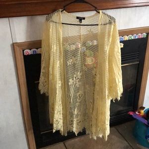 TORRID kimono size 1/2